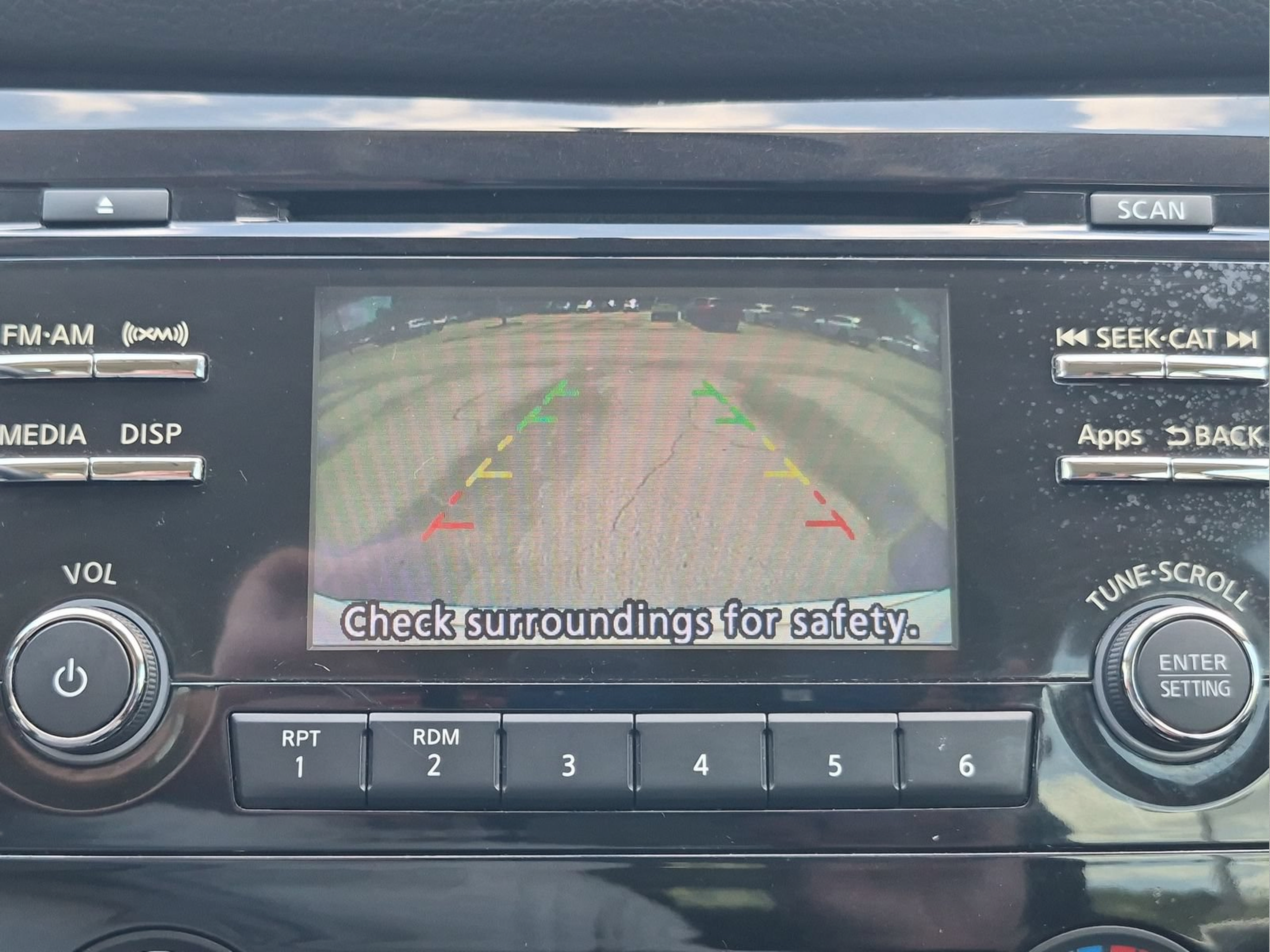 Used 2016 Nissan Rogue S AWD/4WD image 25