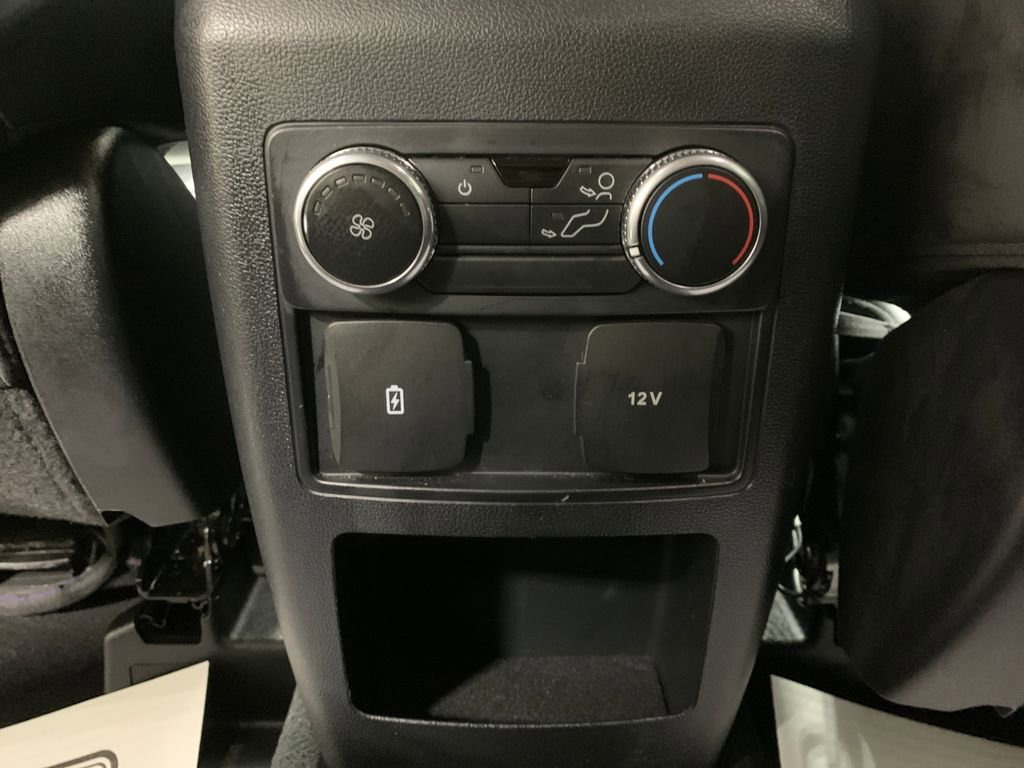 Used 2021 Ford Explorer XLT w/ Equipment Group 202A image 19