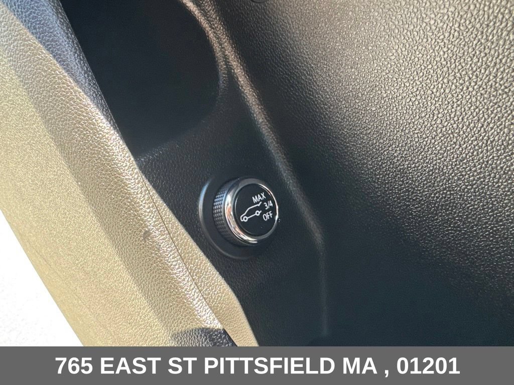 Used 2022 Cadillac XT4 Sport AWD/4WD image 32