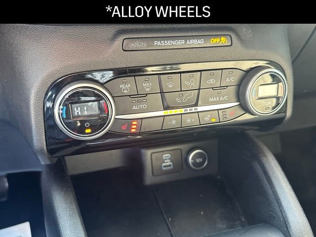 Used 2021 Ford Escape SE w/ SE Sport Appearance Package image 11