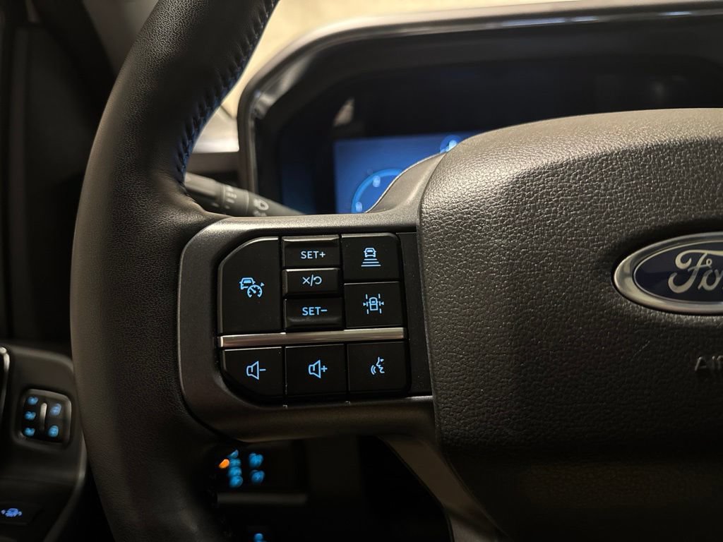 Used 2023 Ford F350 Lariat w/ Lariat Ultimate Package AWD/4WD image 40
