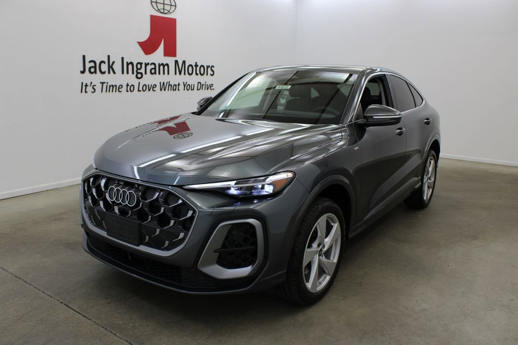 New 2025 Audi Q5 Premium Plus AWD/4WD image 2