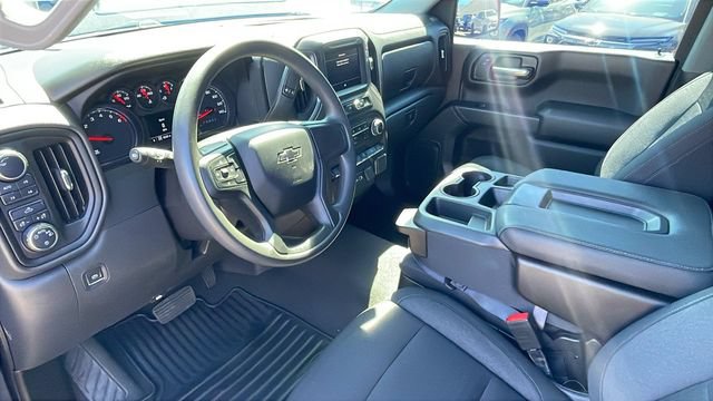 Used 2023 Chevrolet Silverado 1500 Custom Trail Boss w/ LPO, Dark Essentials Package AWD/4WD image 12