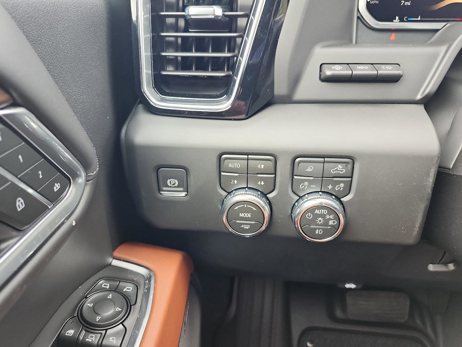 New 2026 GMC Sierra 3500 Denali Ultimate image 21