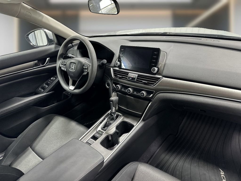 Used 2022 Honda Accord LX image 6