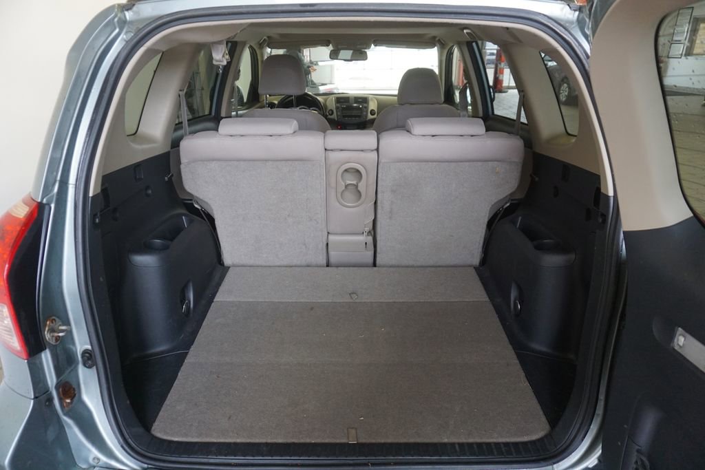 Used 2008 Toyota RAV4 Limited image 14