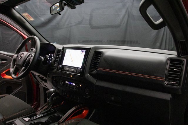 Used 2023 Nissan Frontier PRO-4X w/ Pro Convenience Package image 16