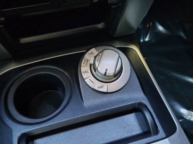 Used 2013 Toyota 4Runner Limited image 44