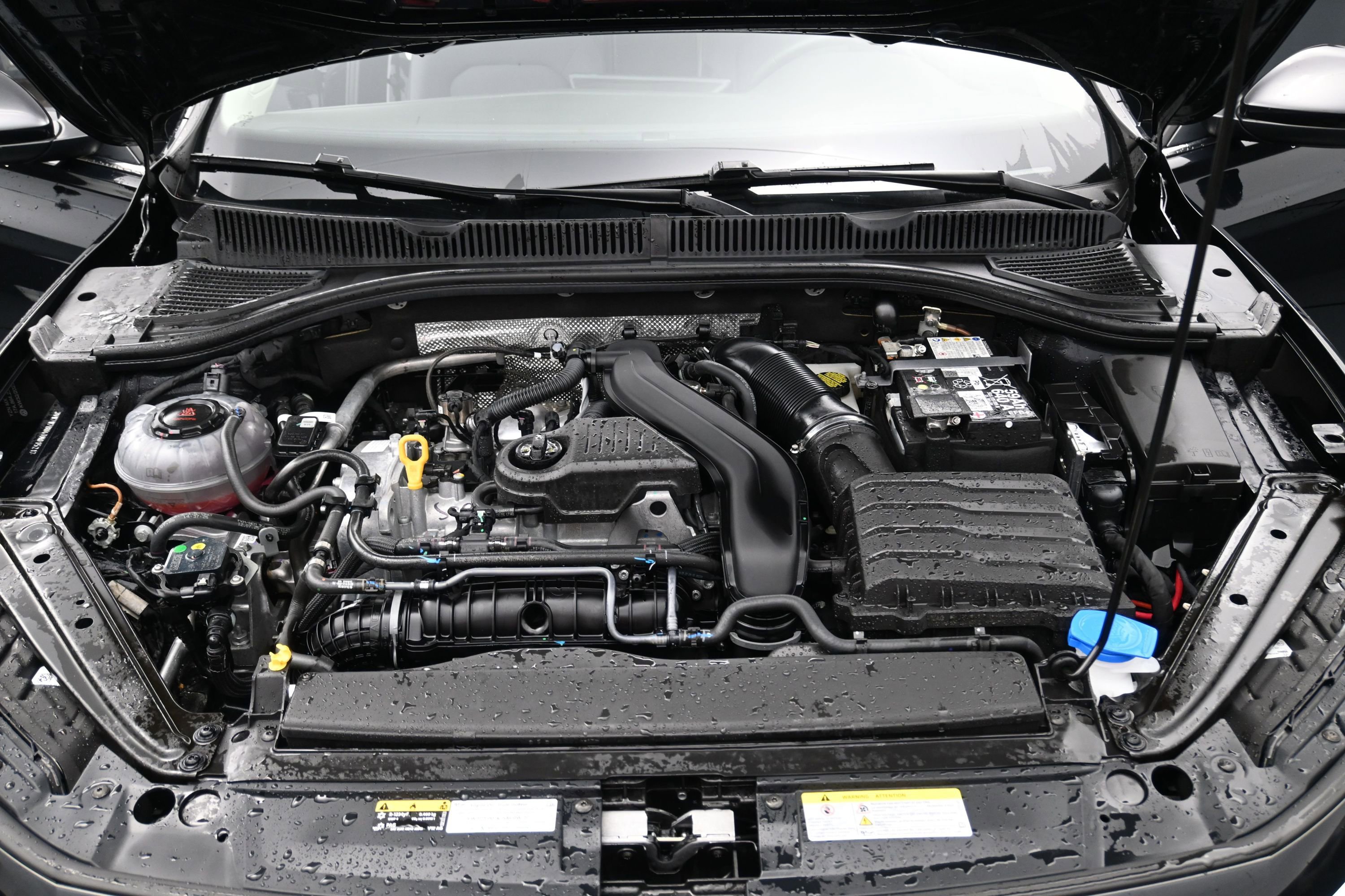 Used 2026 Volkswagen Jetta SE FWD image 23