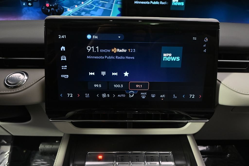 New 2026 Lincoln Nautilus Reserve w/ Jet Appearance Package AWD/4WD image 27