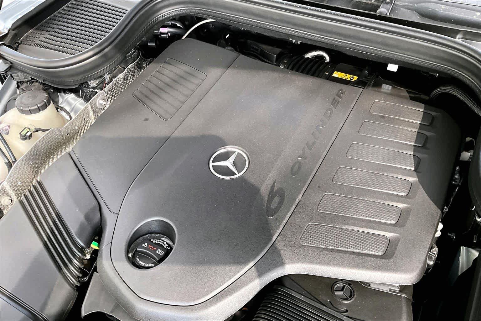 New 2026 Mercedes-Benz GLS 450 4MATIC image 19