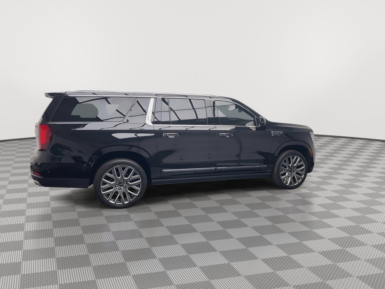 Certified 2025 GMC Yukon XL Denali Ultimate w/ LPO, Floor Liner Package image 47