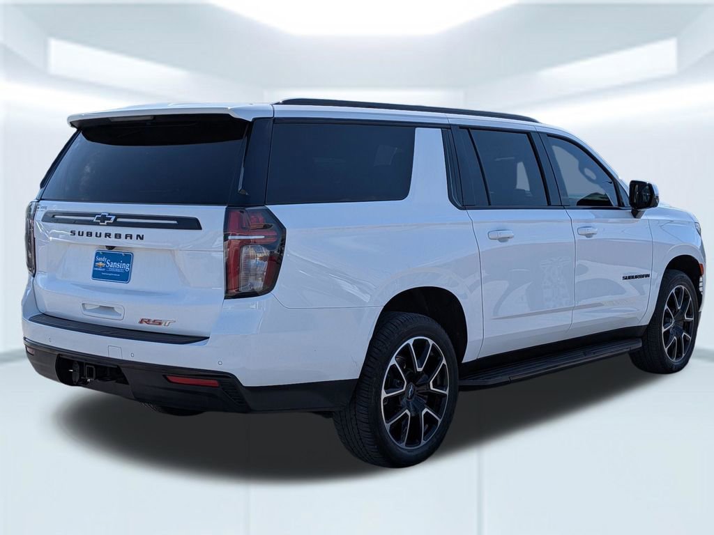 Used 2024 Chevrolet Suburban RST w/ Luxury Package image 6