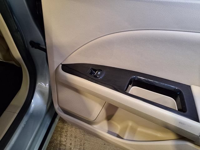 Used 2013 Ford Fusion SE FWD image 27