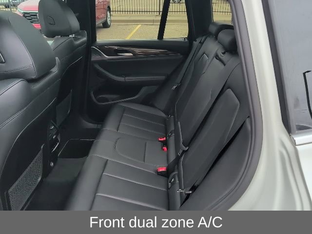 Used 2019 BMW X3 sDrive30i image 4