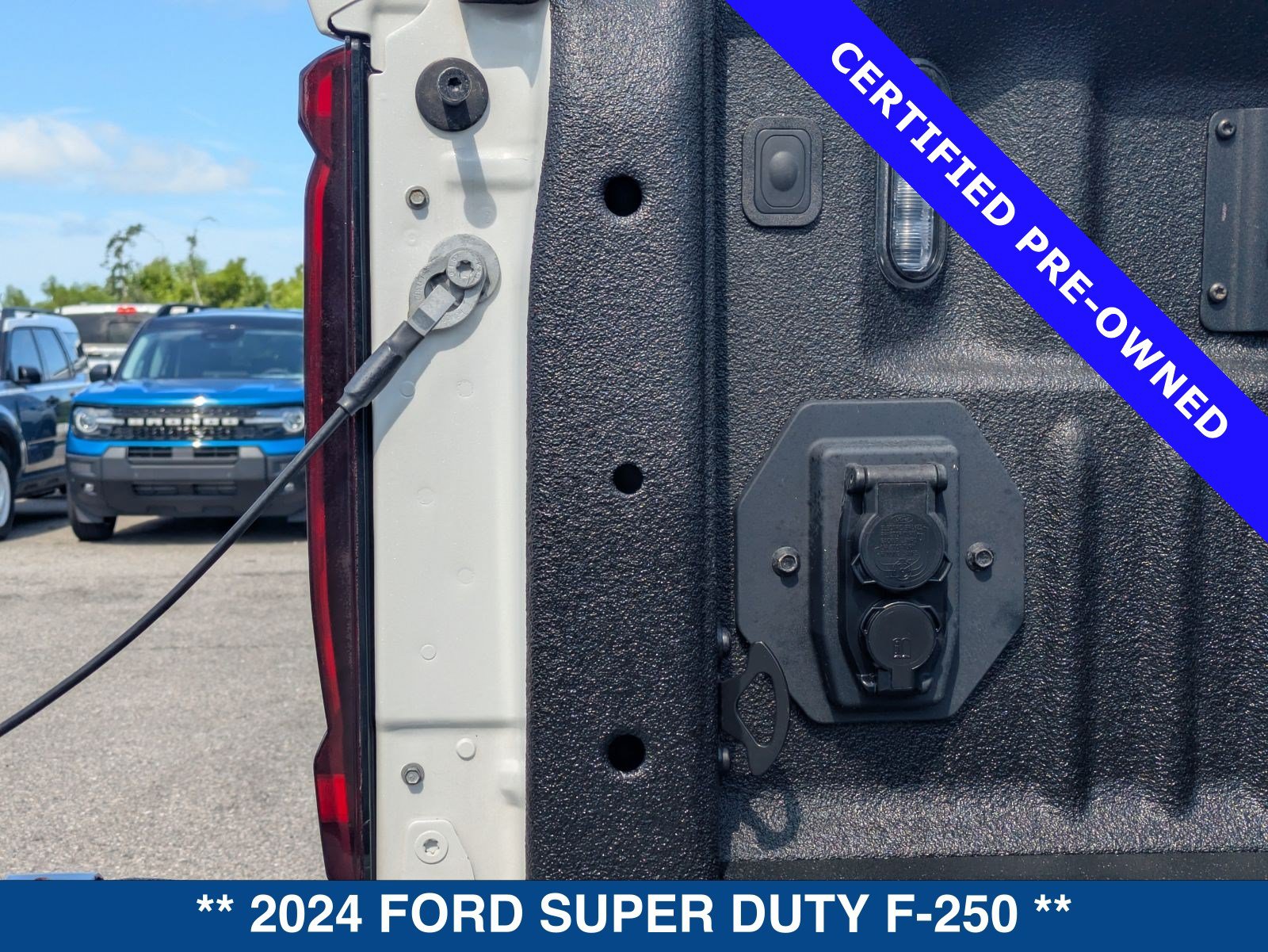 Certified 2024 Ford F250 Platinum AWD/4WD image 15