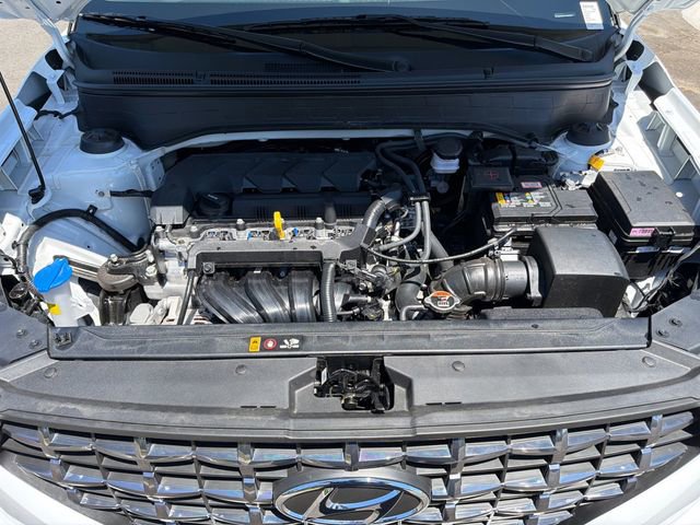 Used 2025 Hyundai Venue Limited FWD image 14