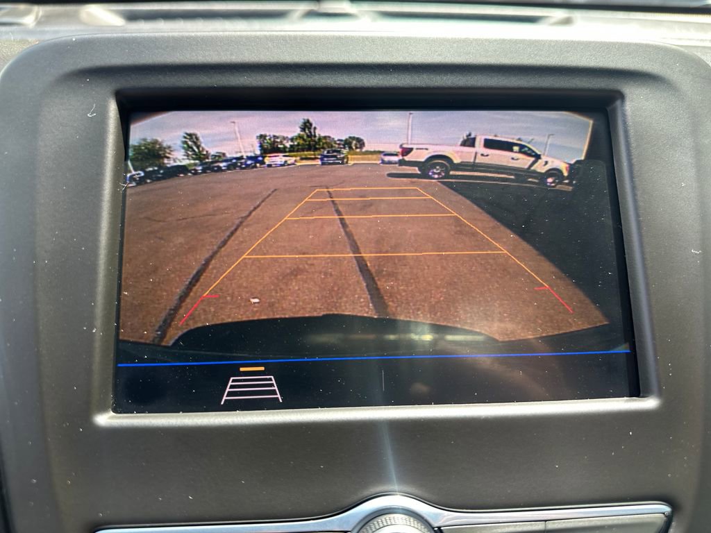 Used 2020 Chevrolet Equinox LT FWD image 12