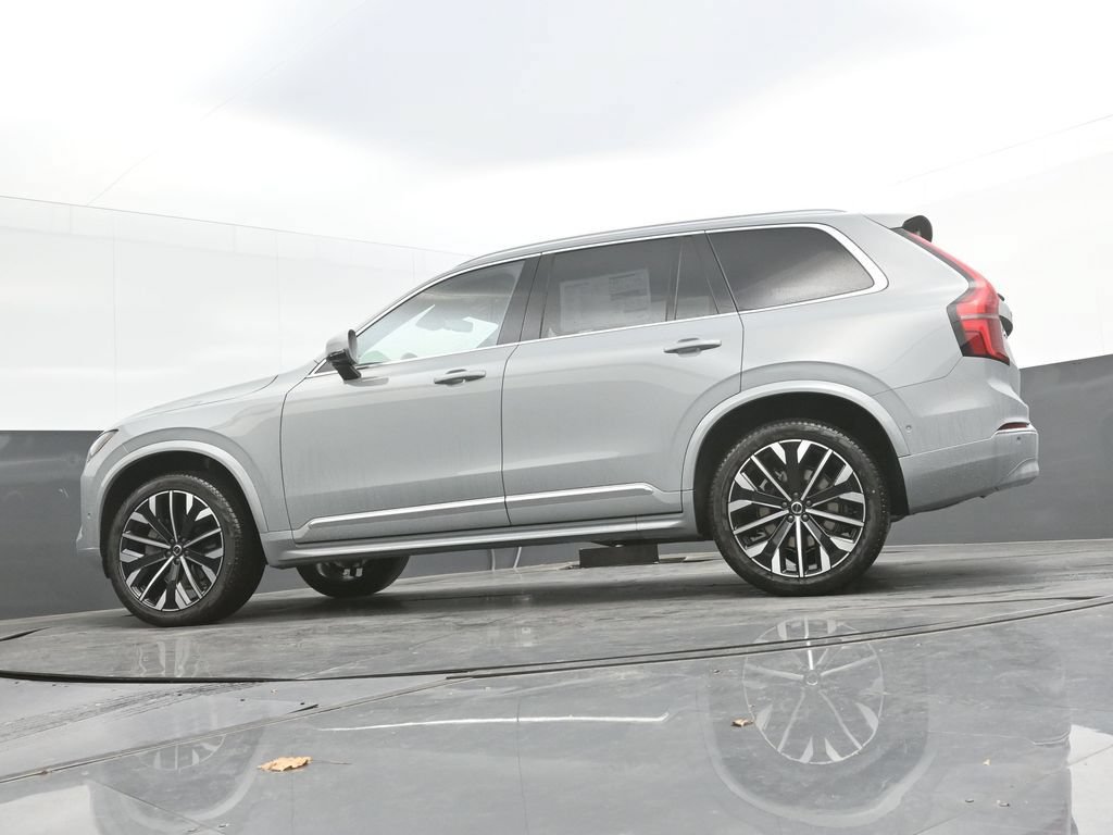 New 2026 Volvo XC90 B6 Plus w/ Protection Package Premier AWD/4WD image 32