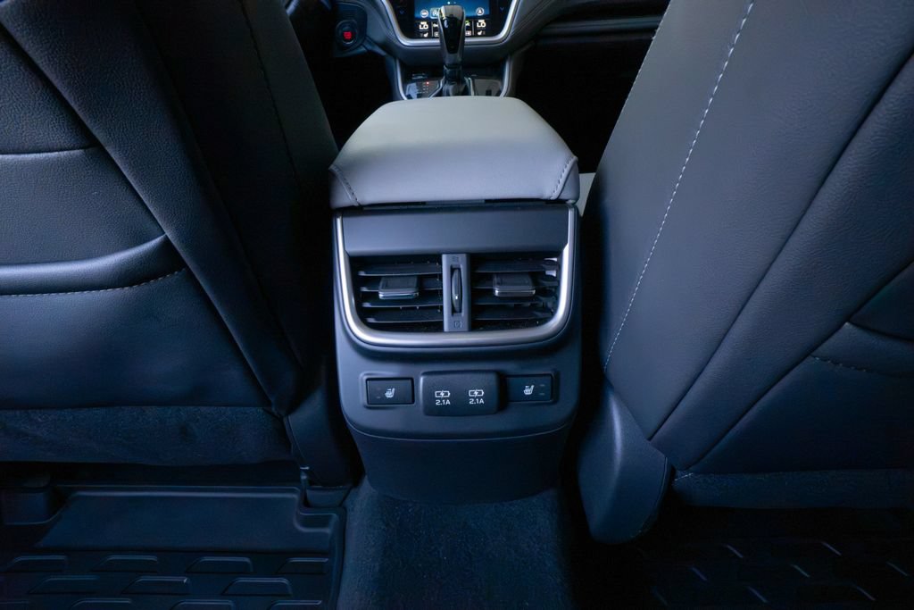 Used 2022 Subaru Outback Limited XT w/ Popular Package #2 AWD/4WD image 18