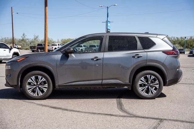 Used 2023 Nissan Rogue SV FWD image 8