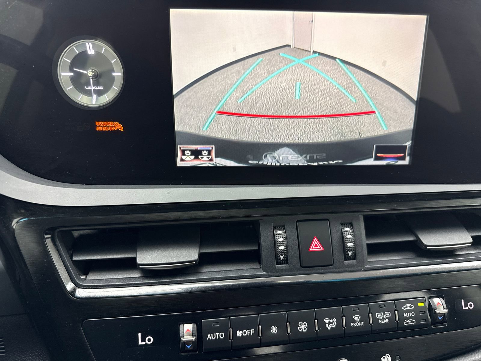 Used 2022 Lexus ES 300h w/ Premium Package FWD image 29
