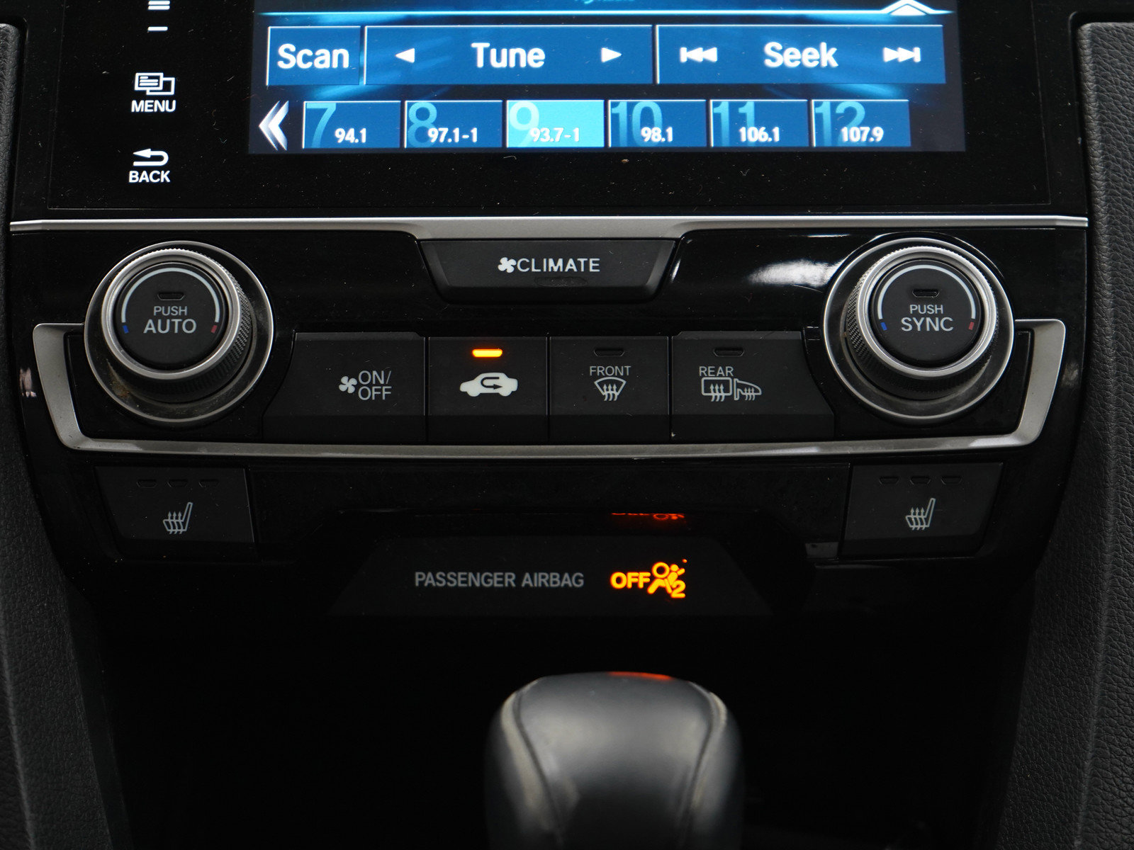 Used 2016 Honda Civic Touring image 17