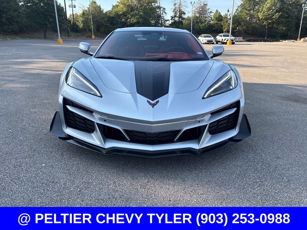 Used 2026 Chevrolet Corvette Z06 w/ Z07 Performance Package RWD image 2