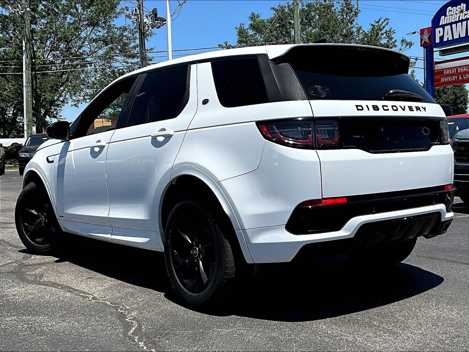 Used 2020 Land Rover Discovery Sport S R-Dynamic AWD/4WD image 4