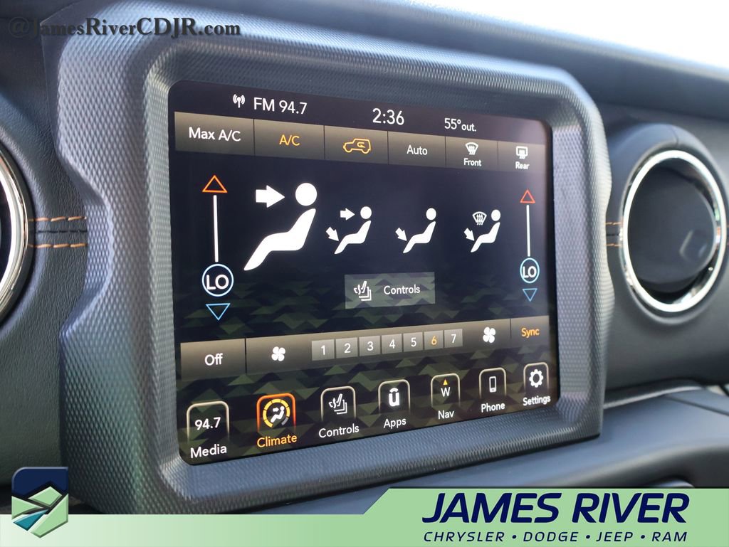 Used 2023 Jeep Wrangler Altitude image 32