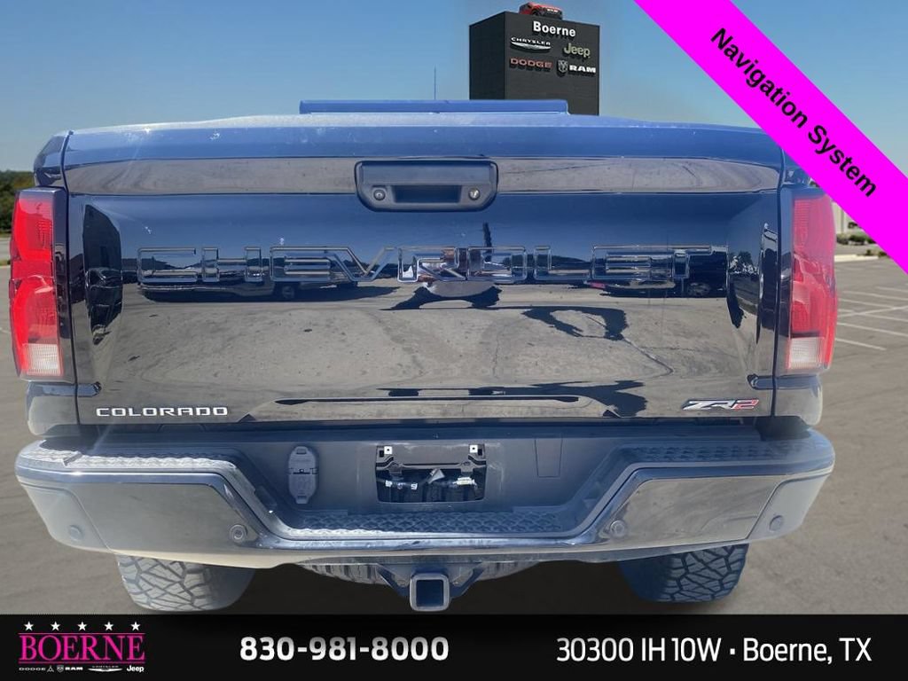 Used 2024 Chevrolet Colorado ZR2 w/ Safety Package AWD/4WD image 8