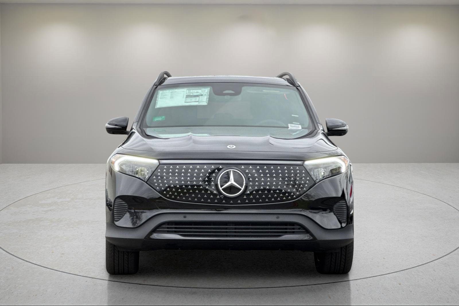 New 2025 Mercedes-Benz EQB 350 4MATIC SUV image 9