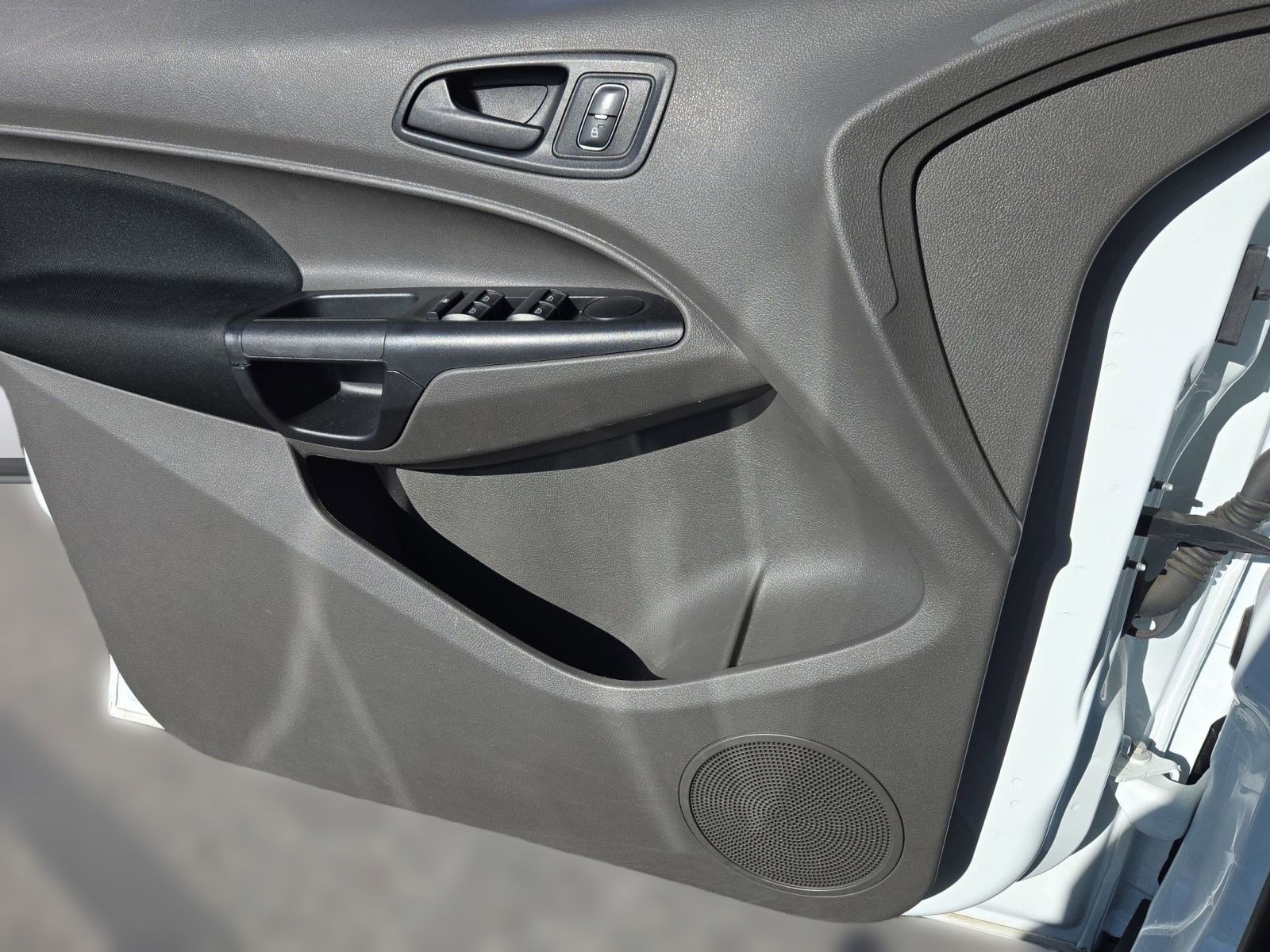 Used 2022 Ford Transit Connect XL image 19