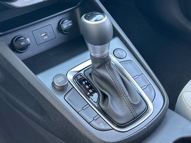 Used 2022 Hyundai Kona SEL AWD/4WD image 43