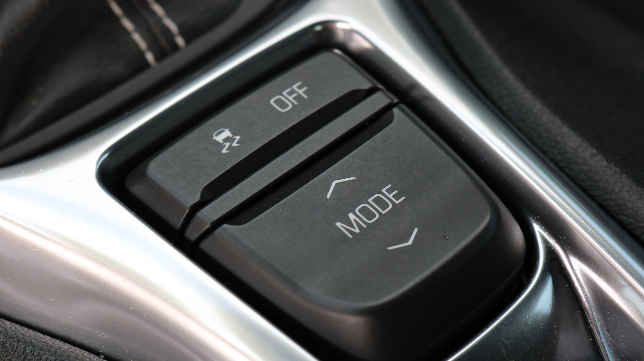 Used 2018 Chevrolet Camaro SS w/ Redline Edition image 16