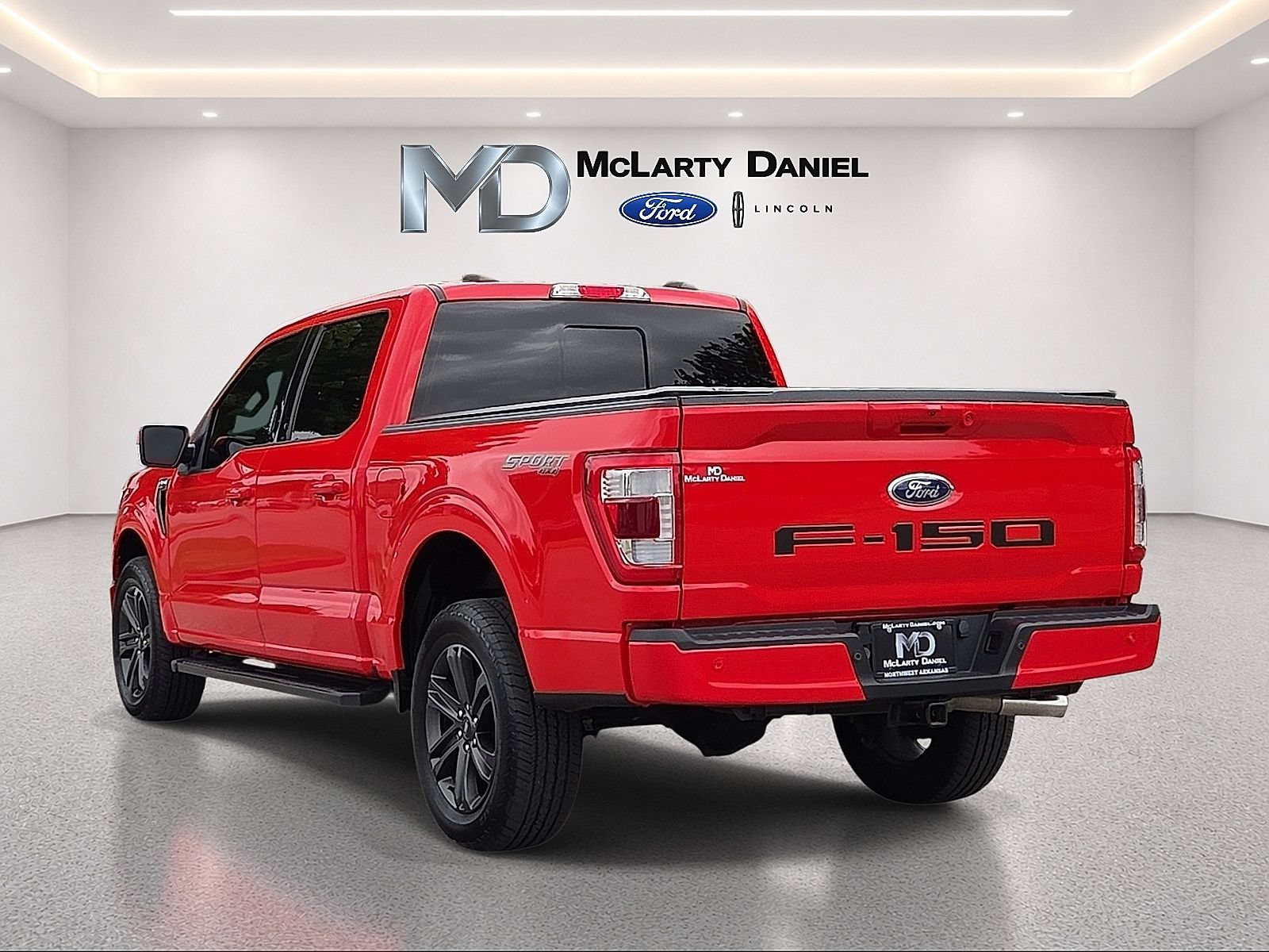 Used 2022 Ford F150 Lariat w/ Equipment Group 502A High AWD/4WD image 4