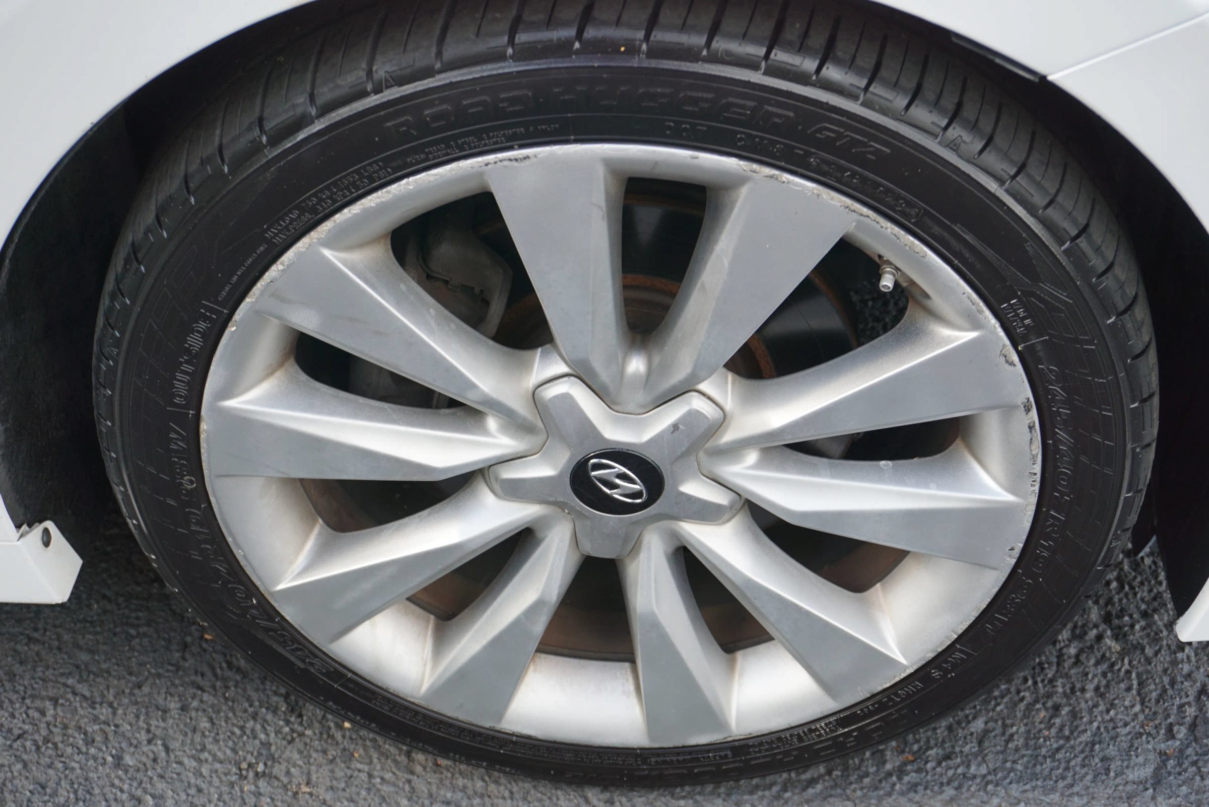 Used 2015 Hyundai Azera Limited FWD image 14