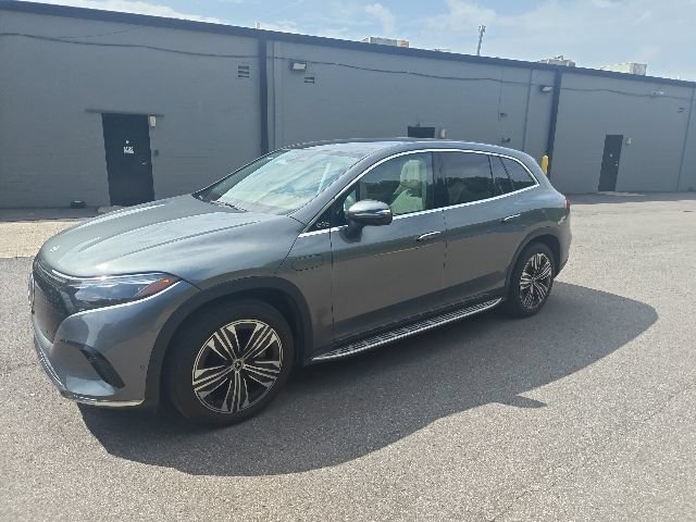 Used 2023 Mercedes-Benz EQS 450+ SUV image 6