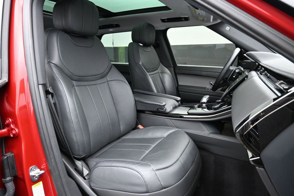 Used 2023 Land Rover Range Rover Sport SE AWD/4WD image 27
