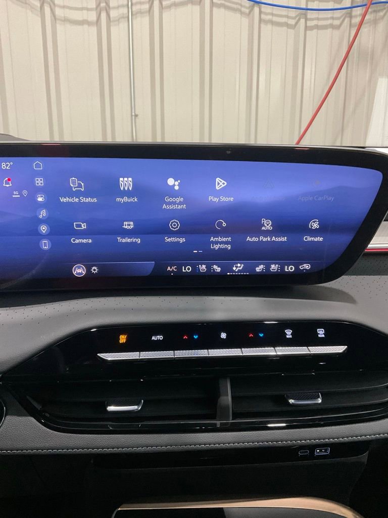 Used 2026 Buick Enclave Avenir w/ Super Cruise Package image 19