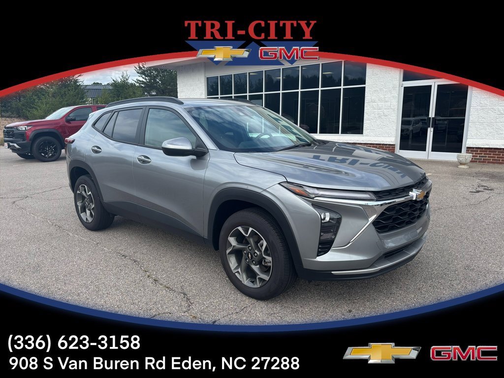 Used 2024 Chevrolet Trax LT