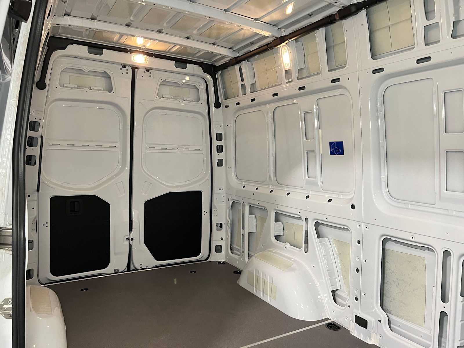 New 2025 Mercedes-Benz Sprinter 2500 image 14