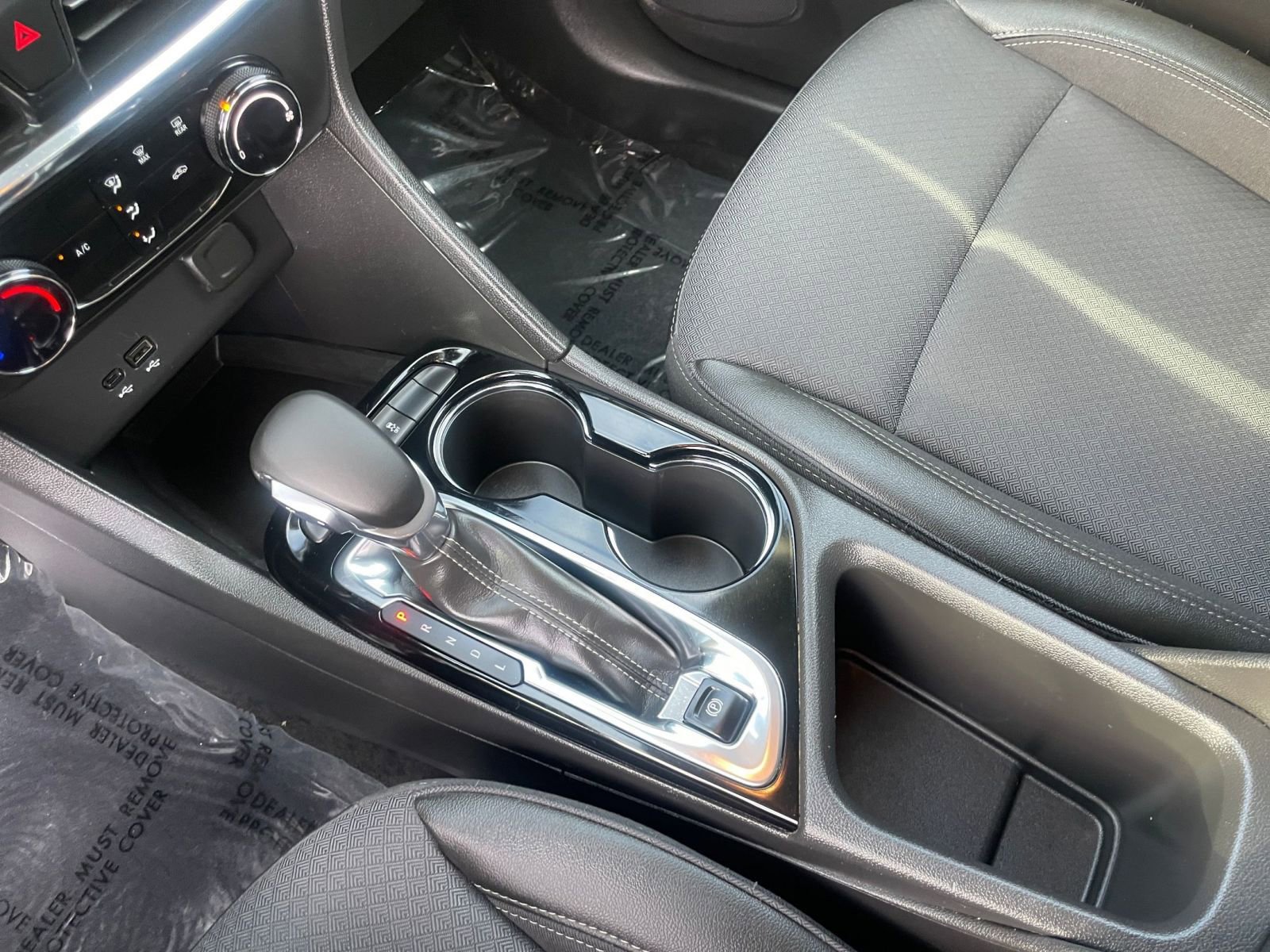 Used 2025 Buick Encore GX Preferred image 41