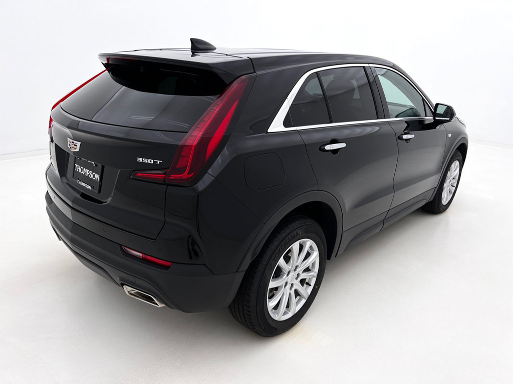 Used 2021 Cadillac XT4 Luxury w/ Cold Weather Package AWD/4WD image 7