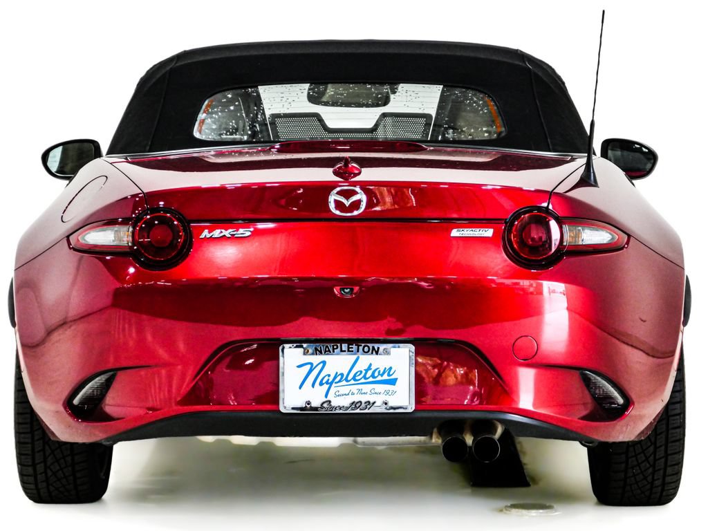 Used 2019 MAZDA MX-5 Miata Grand Touring w/ GT-S Package RWD image 6