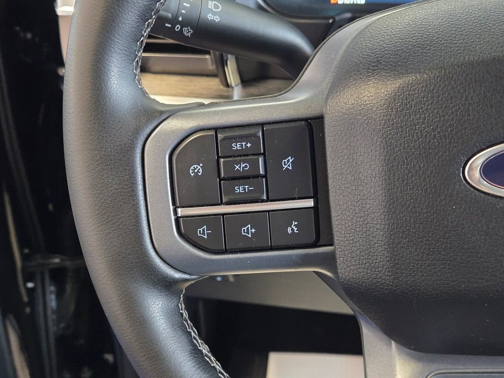 Used 2025 Ford F250 Lariat w/ Chrome Package image 15