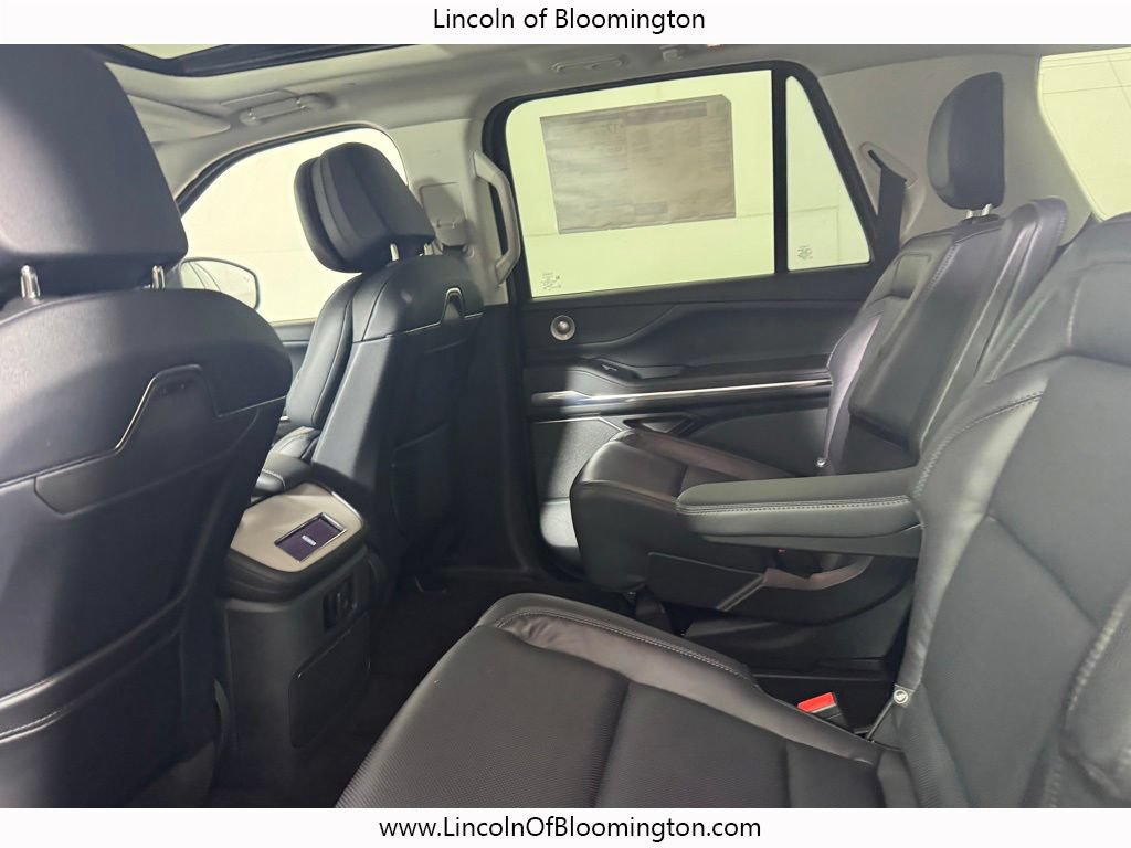 New 2026 Lincoln Navigator L Reserve AWD/4WD image 34