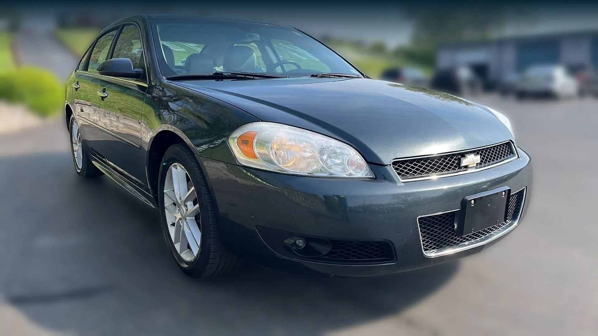 Used 2012 Chevrolet Impala LTZ FWD image 7