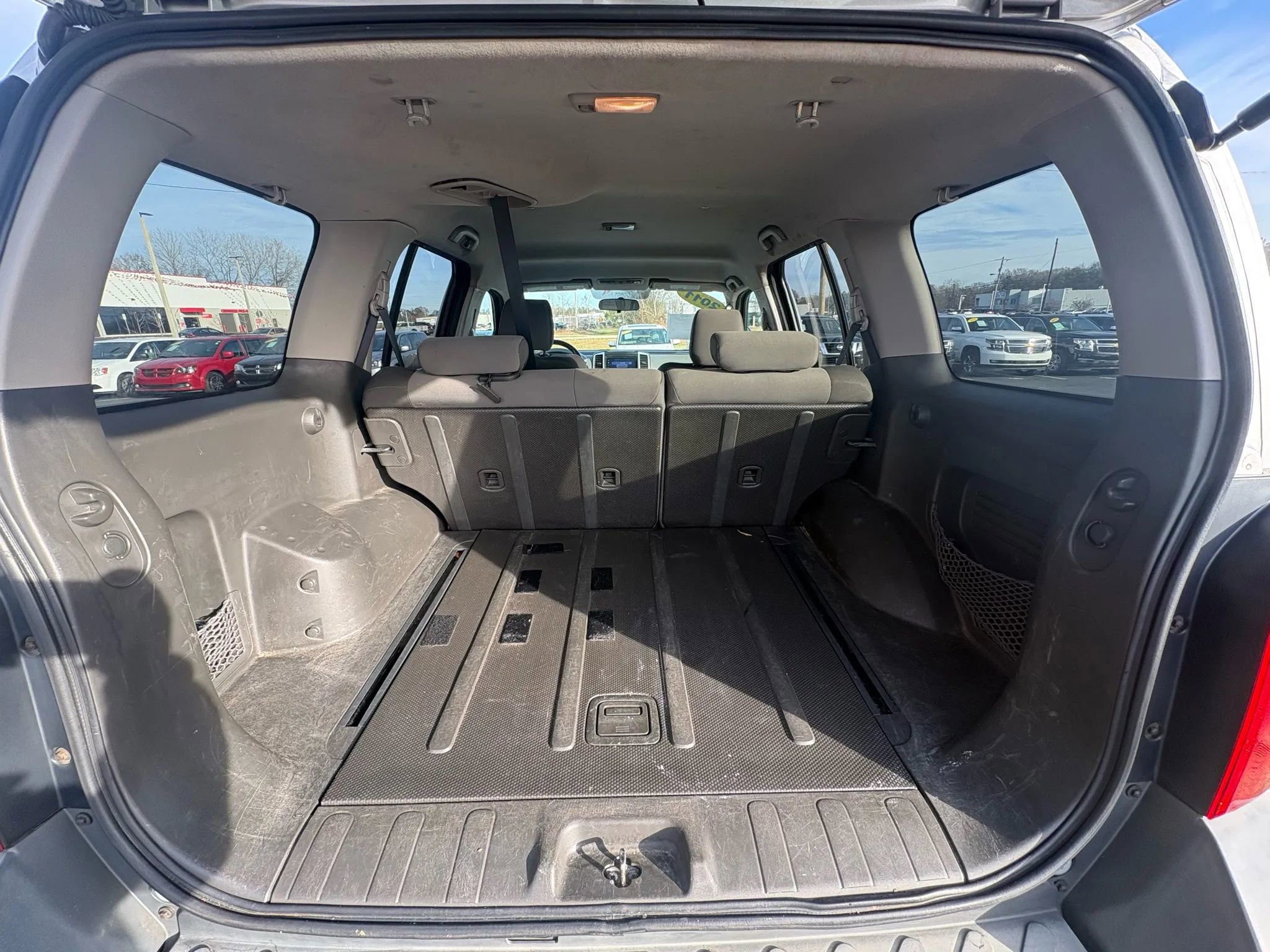 Used 2011 Nissan Xterra S w/ 4X2 Value Package image 9