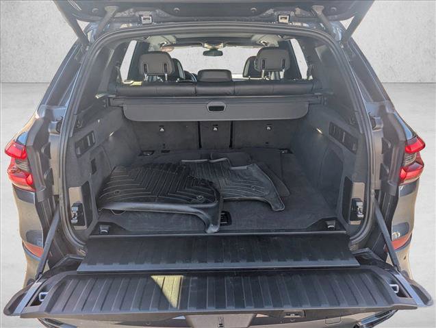 Used 2021 BMW X5 xDrive40i w/ M Sport Package image 23